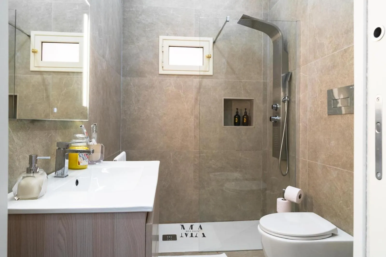 Mea Suite Palermo Feriehus